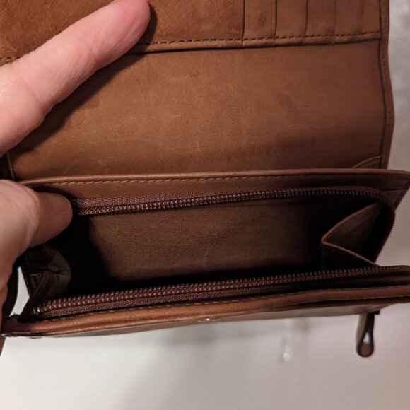 Coach Vintage Legacy Bifold Leather Wallet EUC - Picture 12 of 14